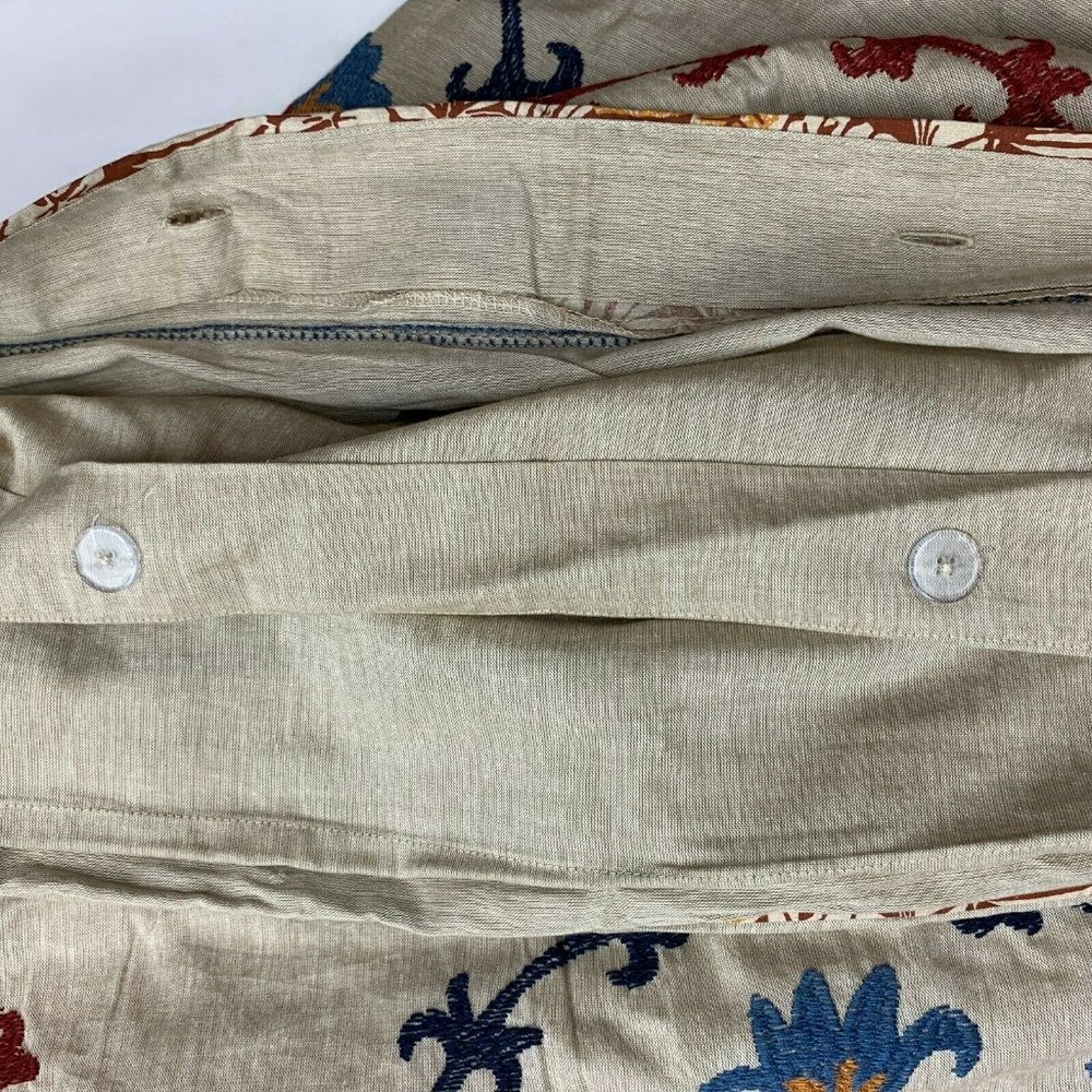 Embroidered Duvet Cover and 1 Sham NWT - Picture 11 of 12